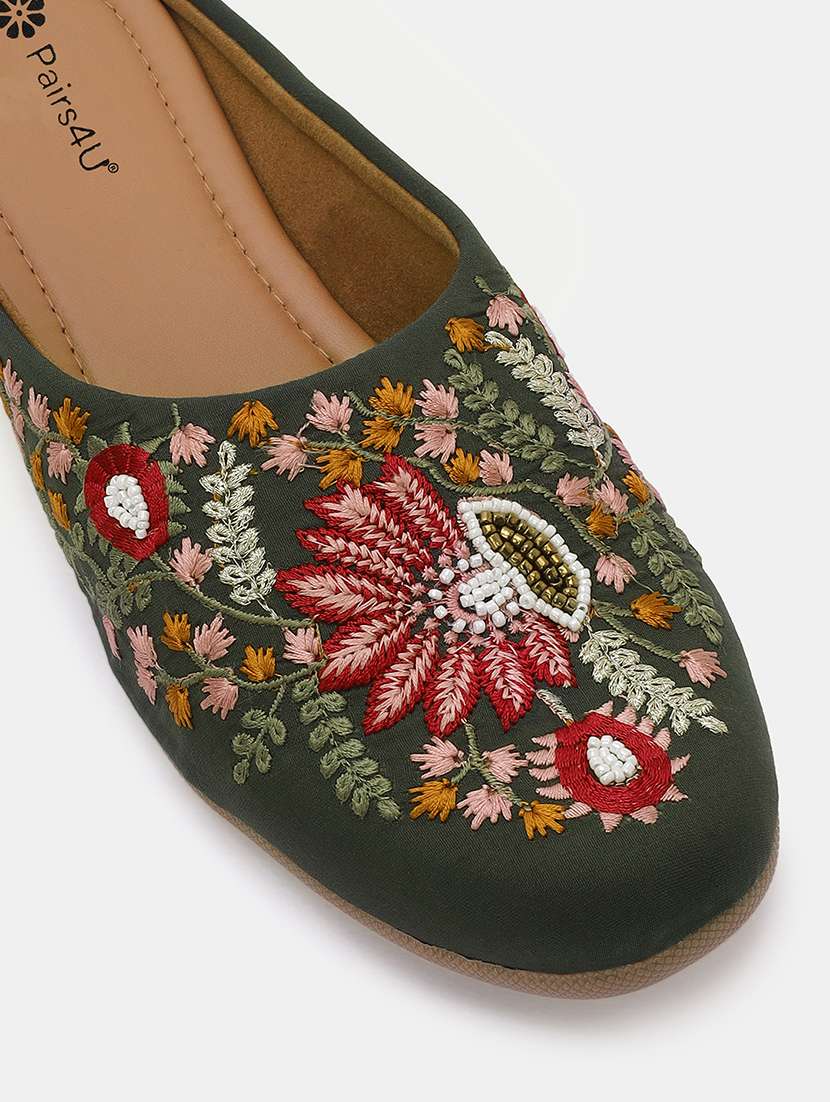 women embroidered slip on juti - 22053836 - Standard Image - 5