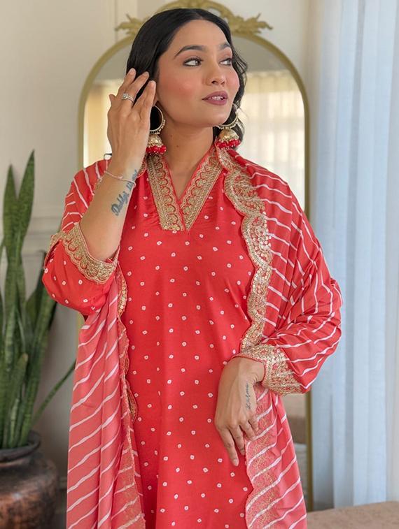 red silk blend straight kurta - 22053863 - Standard Image - 5