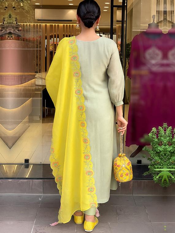 light green silk blend straight kurta - 22053874 - Standard Image - 5
