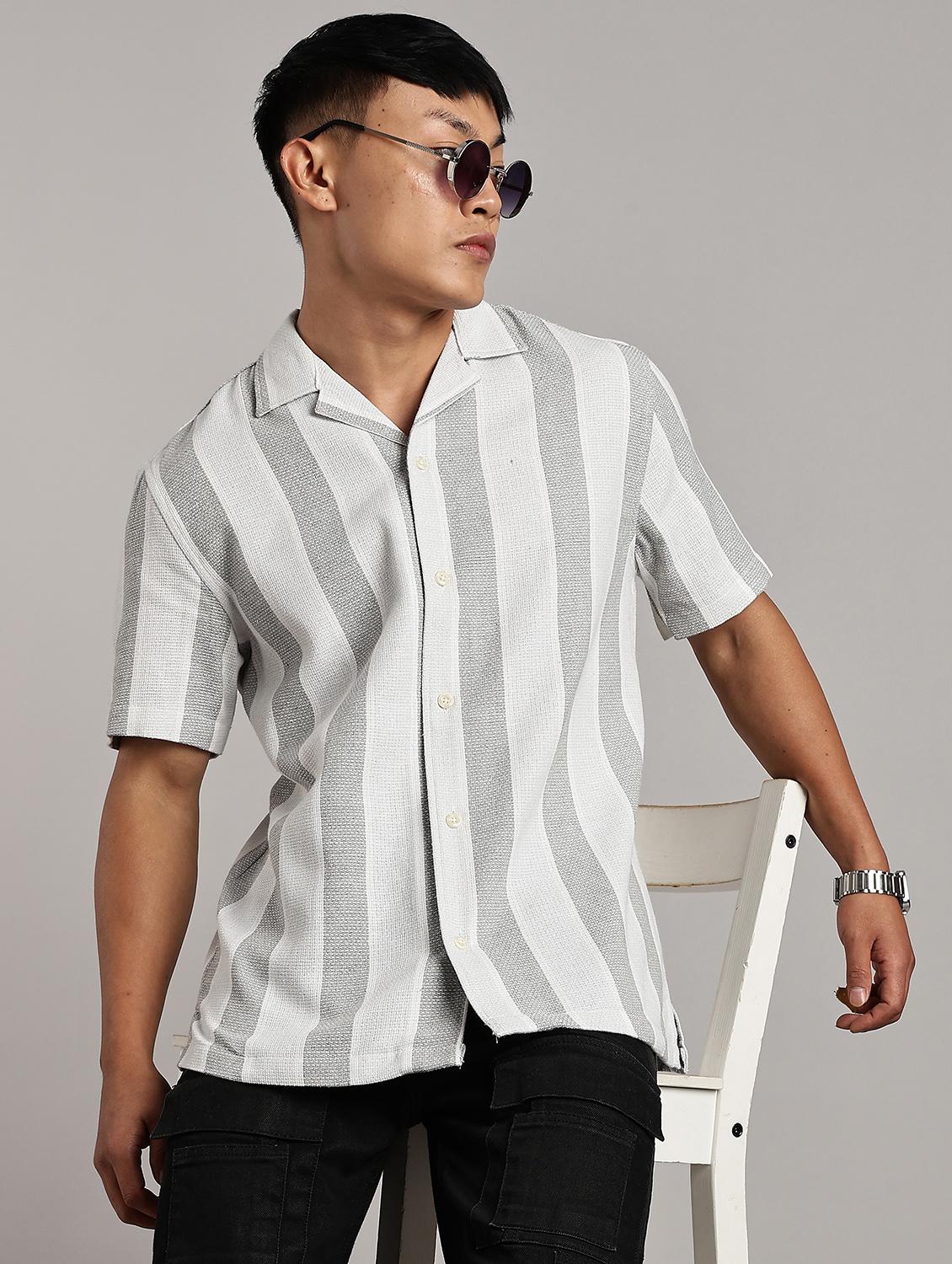 men striped short sleeve loose fit t-shirt