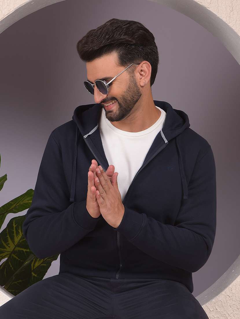 men solid long sleeve hooded sweatshirt