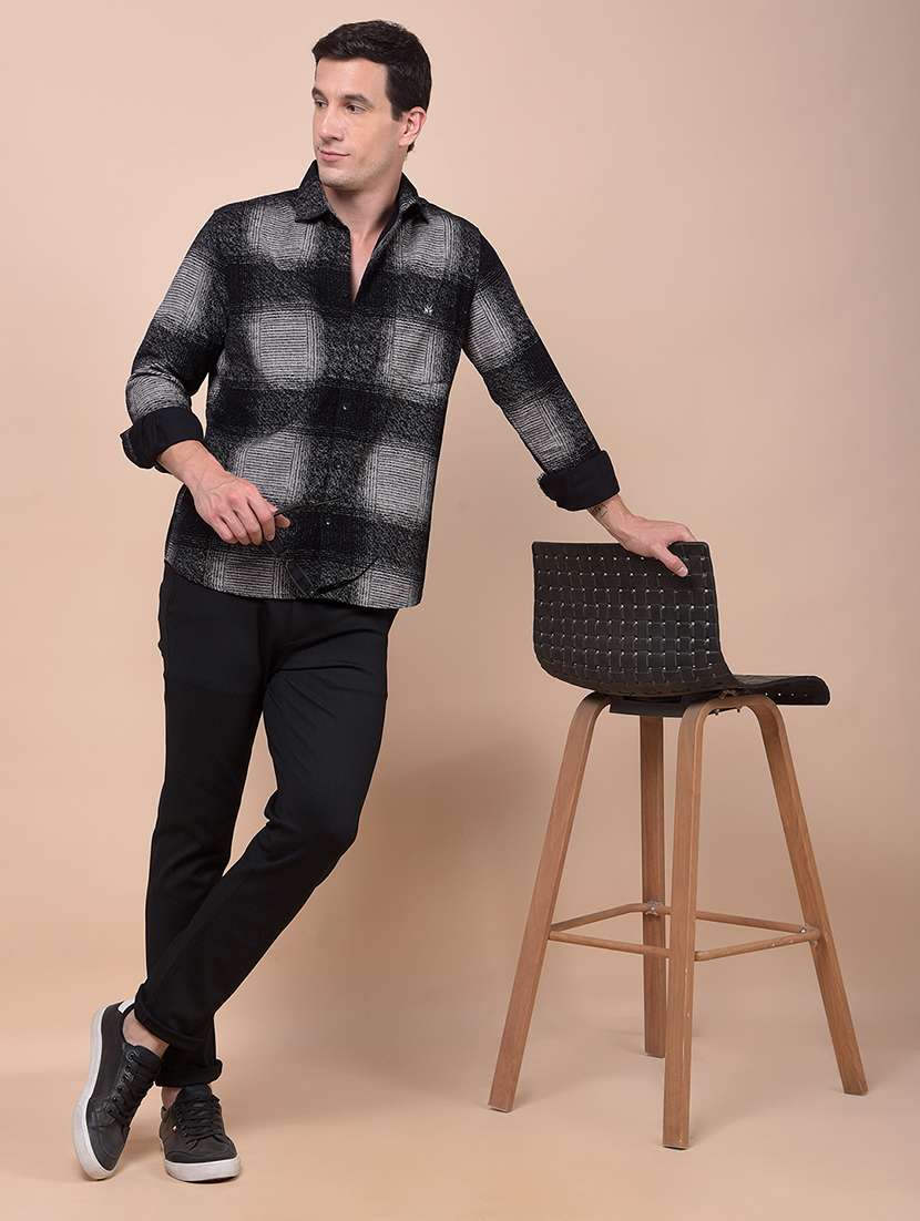 men solid mid rise flat front casual chinos  - 22054037 -  Standard Image - 5