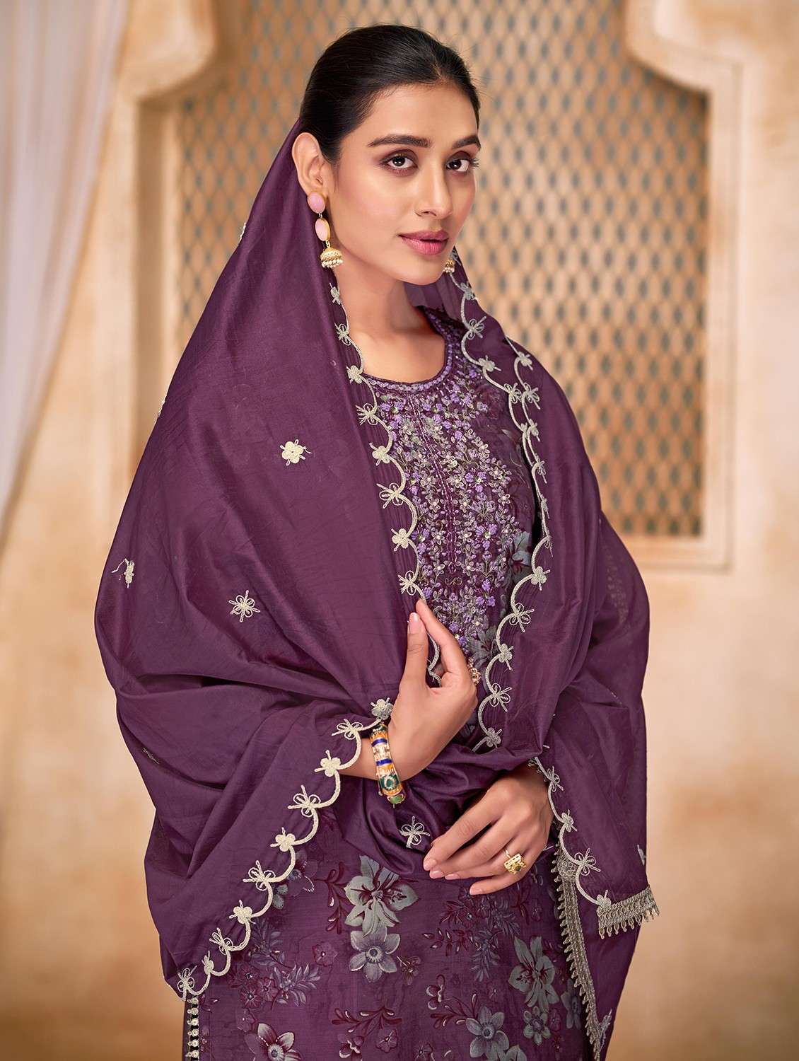 women floral three quarter sleeve kurta pant with dupatta set - 22054127 -  Standard Image - 3