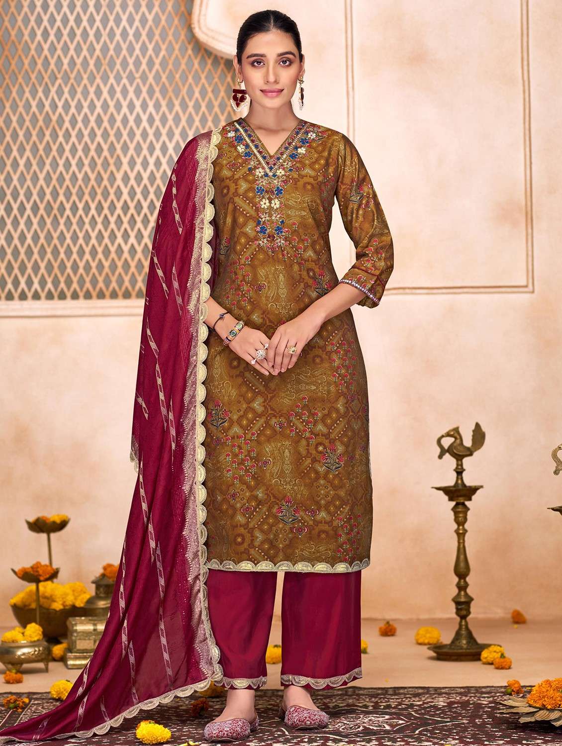 women printed three quarter sleeve kurta pant with dupatta set - 22054130 - Zoom Image - 0