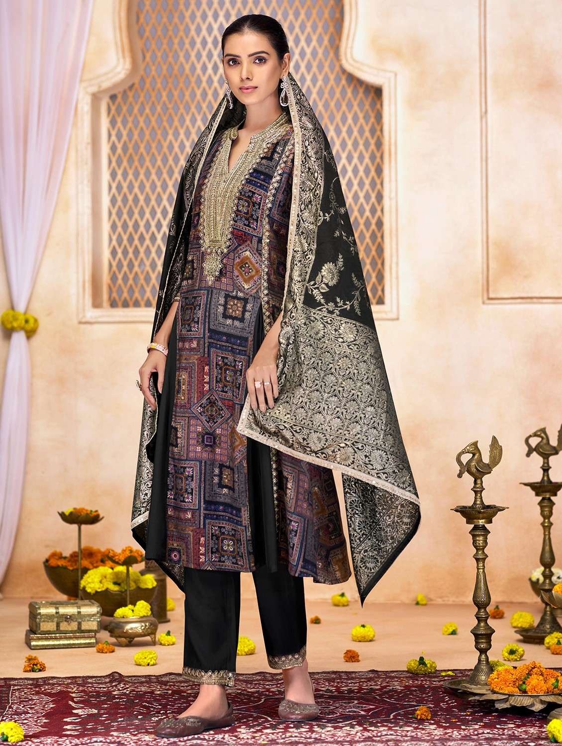 women three quarter sleeve kurta pant with dupatta set