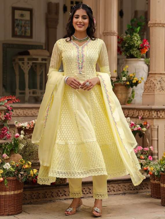 women embroidered long sleeve kurta pant with dupatta set