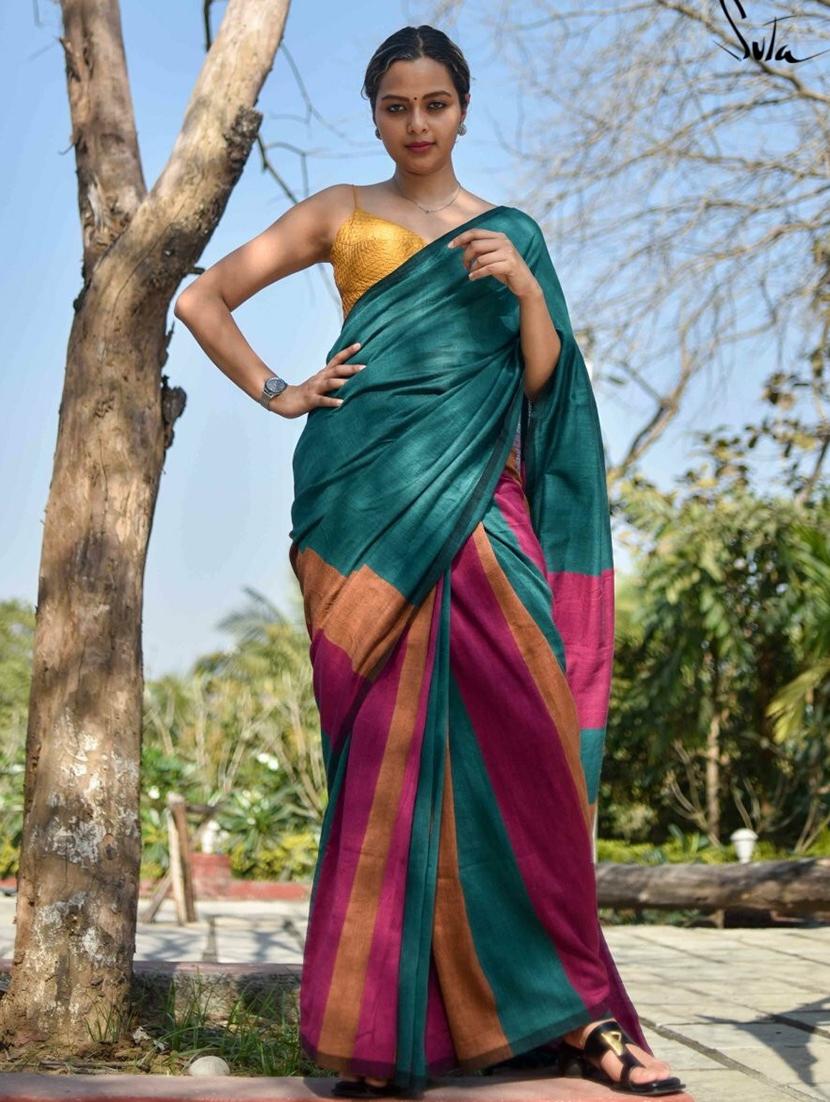 women color block handloom saree - 22055171 - Zoom Image - 0
