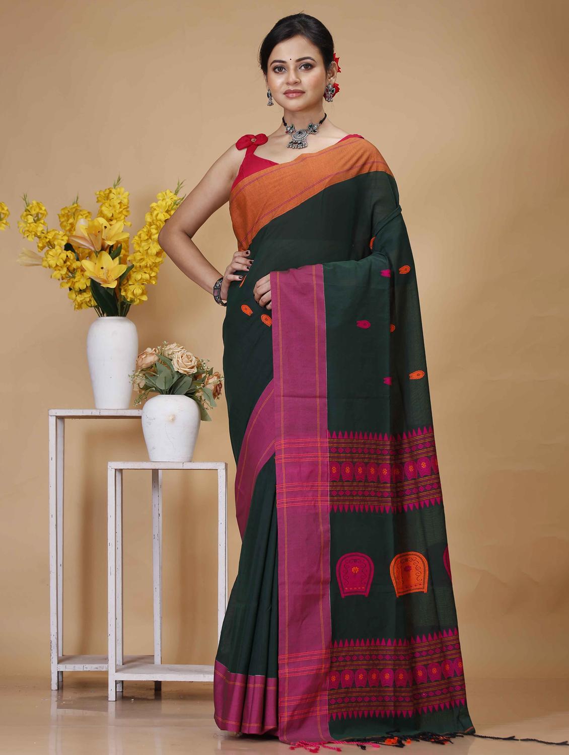 green cotton handloom saree with blouse - 22055445 - Zoom Image - 0