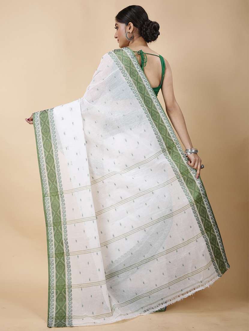 white cotton blend tant saree - 22055523 - Standard Image - 3