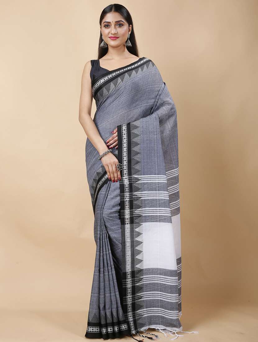 grey cotton handloom saree - 22055595 - Zoom Image - 0