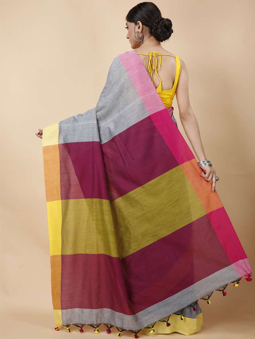 grey cotton handloom saree - 22055711 - Standard Image - 5