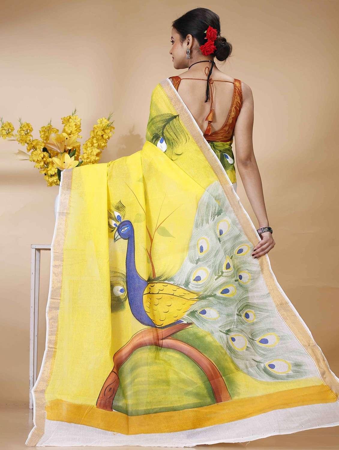 yellow cotton handloom saree - 22056043 - Standard Image - 3