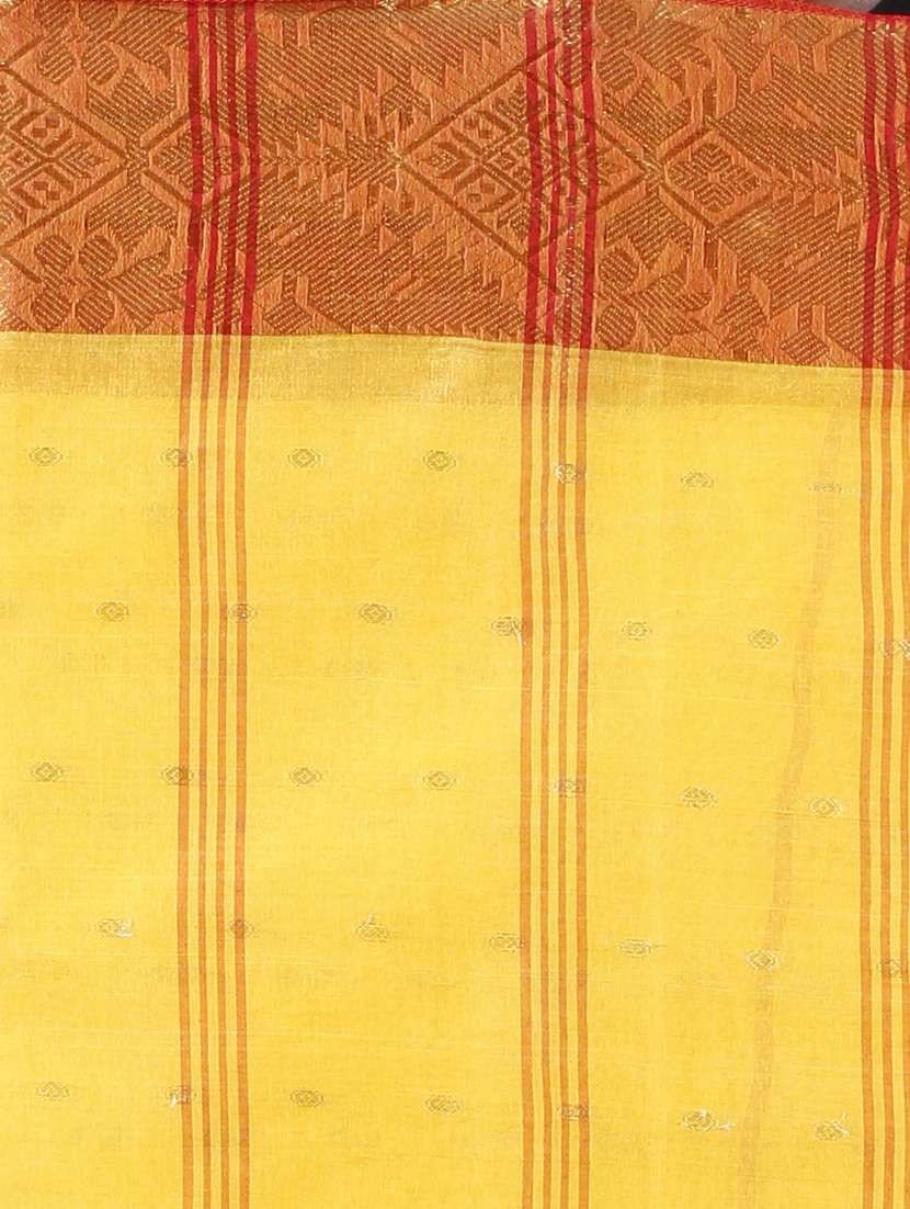 yellow cotton blend handloom saree - 22056439 - Standard Image - 5