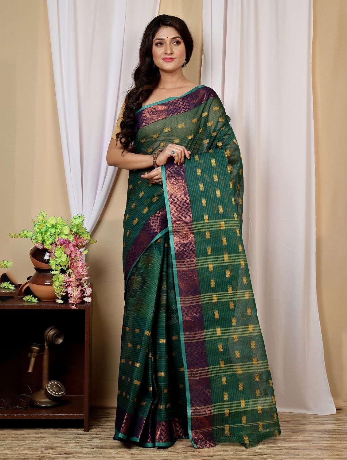 olive cotton tant saree - 22056808 - Zoom Image - 0