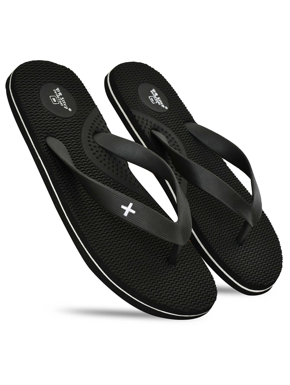 men black solid flip flop - 22056924 - Standard Image - 3