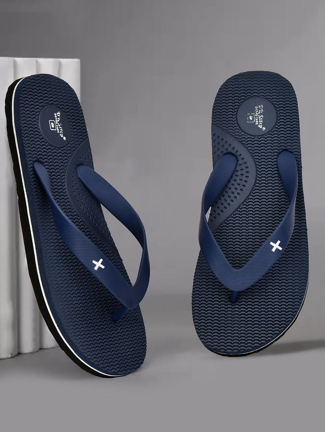 men blue solid flip flop