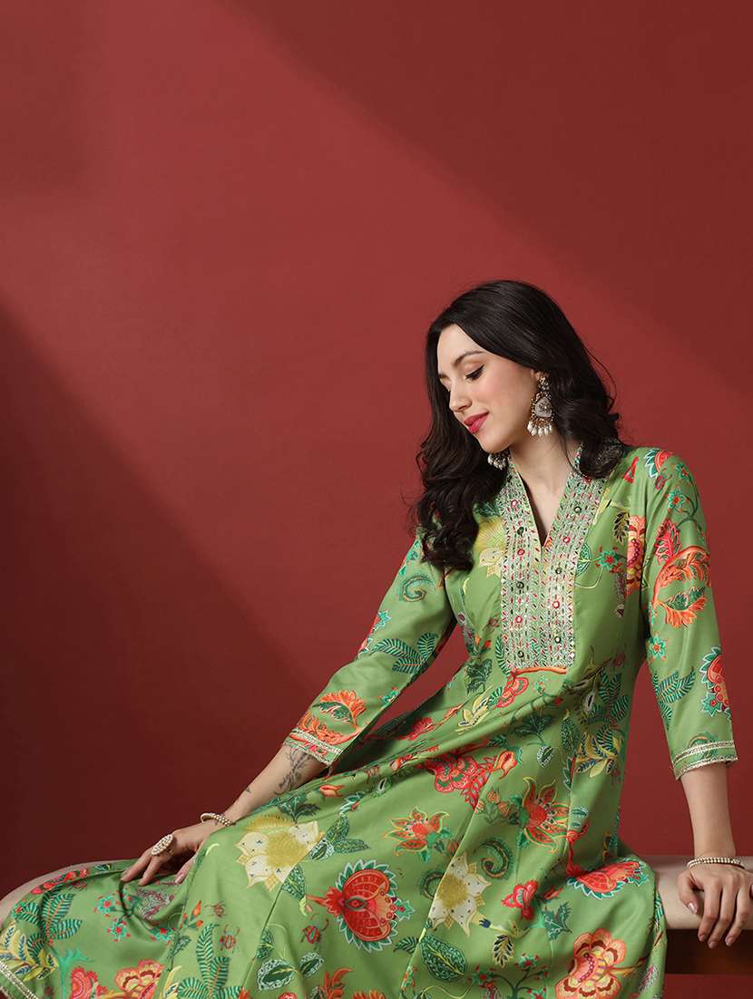 globus women green zari embroidered v-neck panelled floral print anarakali kurta with pants festive set - 22056931 -  Standard Image - 3