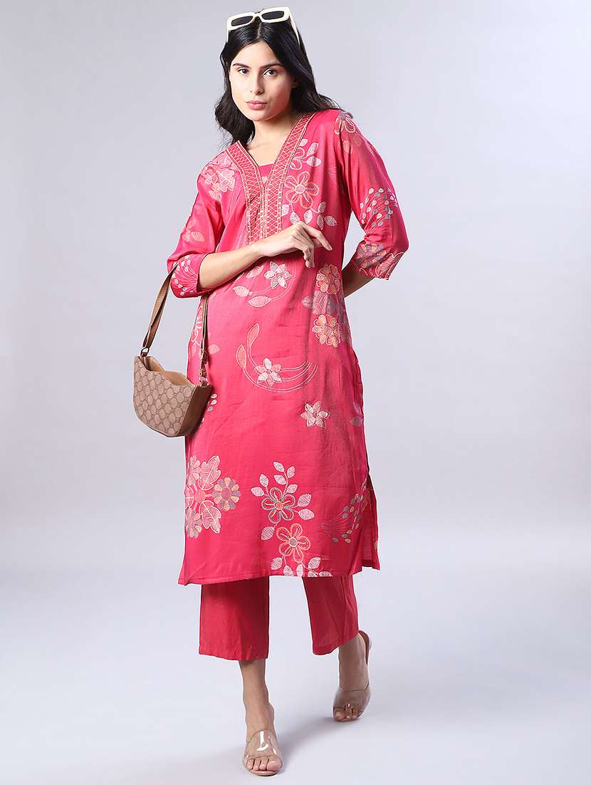 women embroidered kurta and pant set