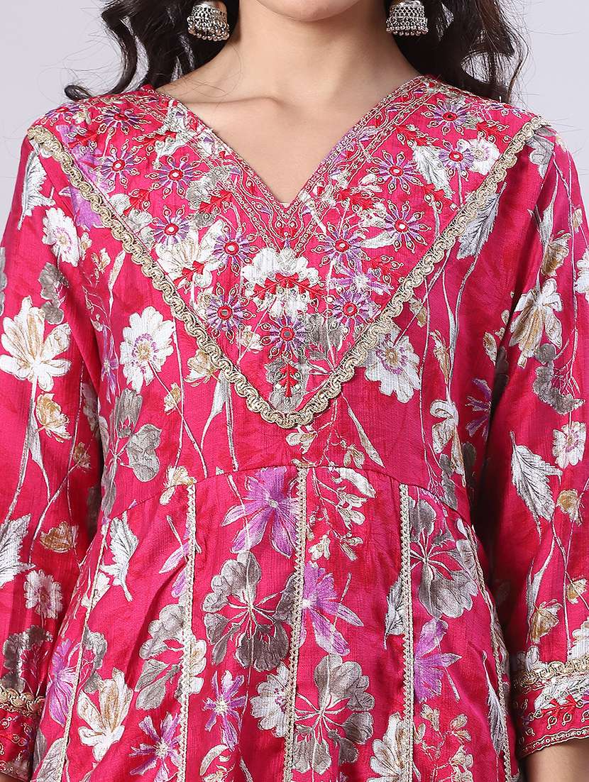women three quarter sleeve kurta and pant with dupatta - 22057490 -  Standard Image - 5