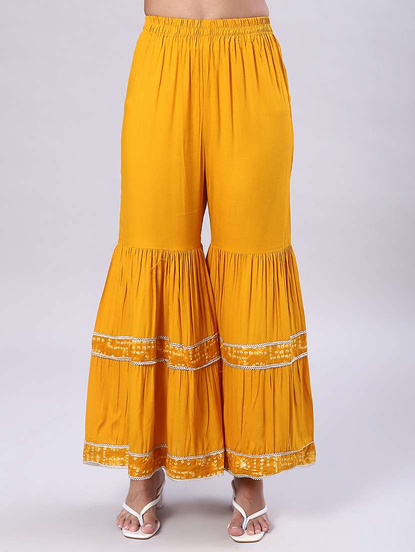 women three quarter sleeve kurta and sharara with dupatta  - 22057596 -  Standard Image - 5