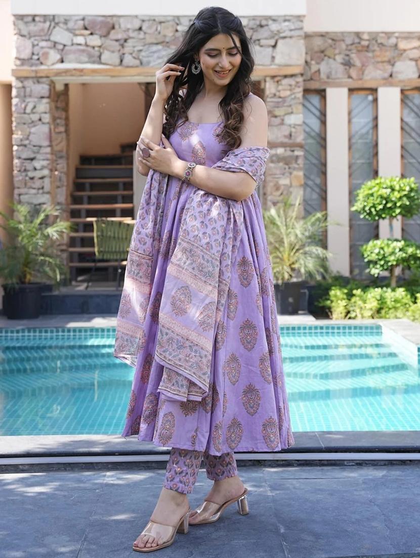women printed sleeveless kurta pant with dupatta set - 22057670 - Standard Image - 3