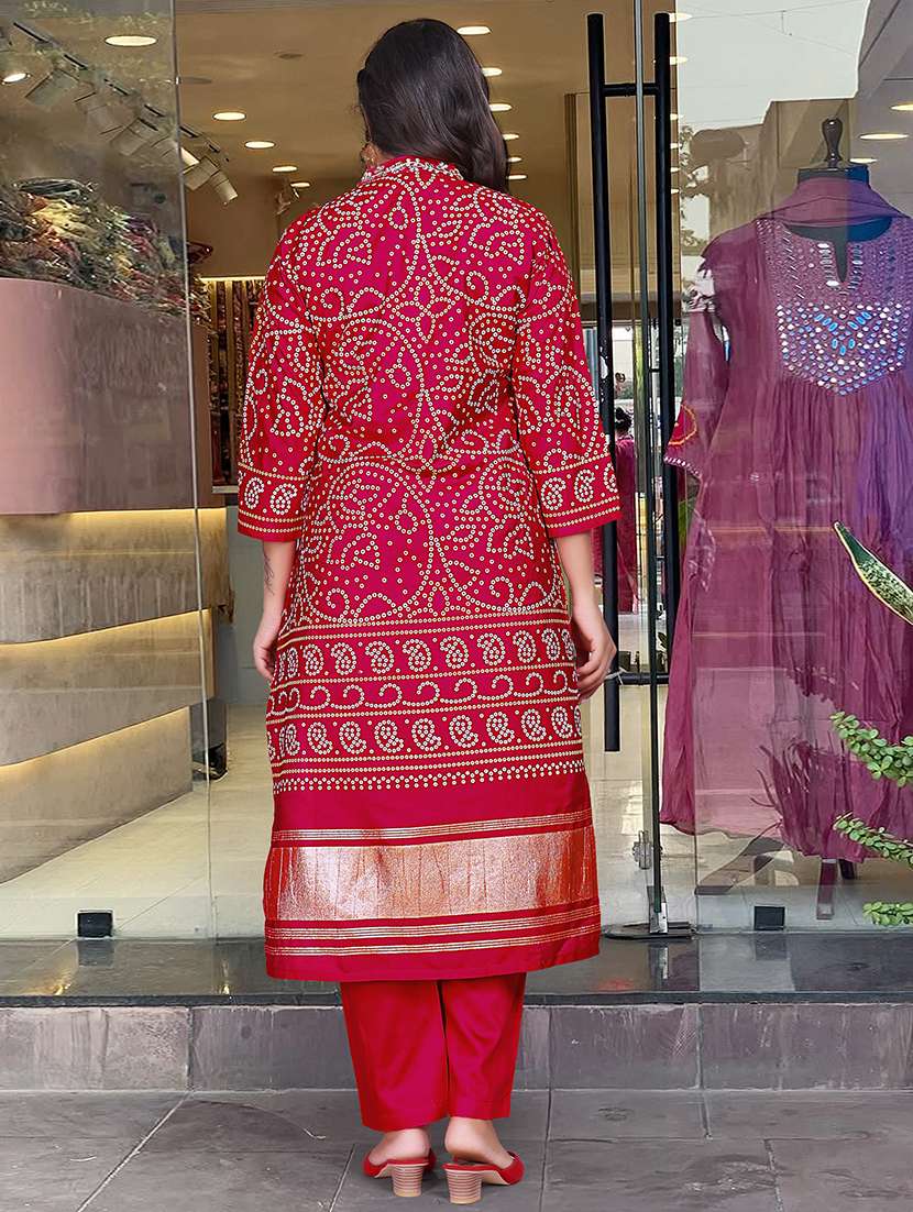 women three quarter sleeve kurta pant with dupatta set - 22057681 -  Standard Image - 3