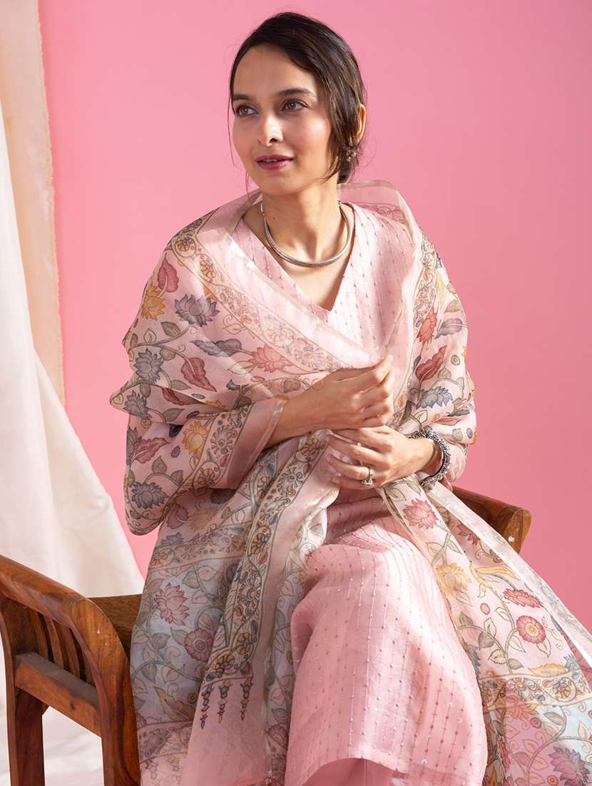 women three quarter sleeve kurta pant with dupatta set - 22057696 - Standard Image - 3