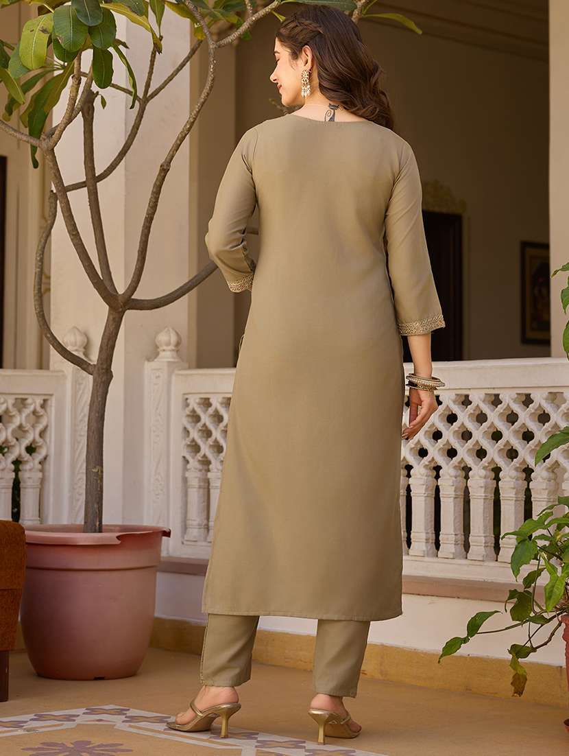 women three quarter sleeve kurta pant with dupatta set - 22057698 - Standard Image - 3