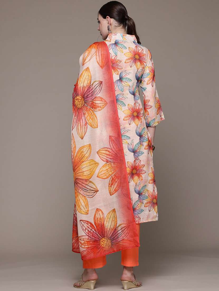 women three quarter sleeve kurta pant with dupatta set - 22057991 -  Standard Image - 3