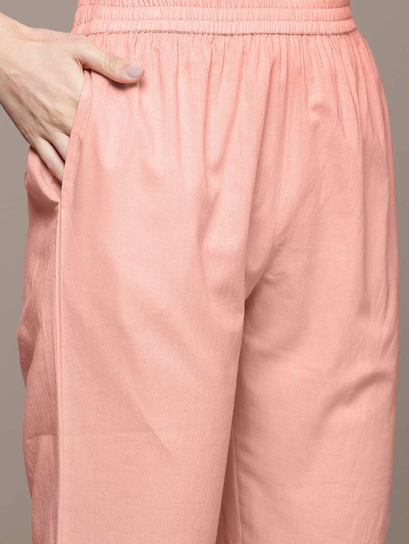 women three quarter sleeve kurta pant with dupatta set - 22057994 -  Standard Image - 3