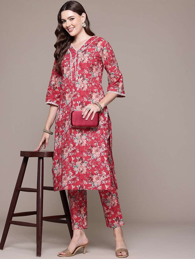 women three quarter sleeve kurta and pant set