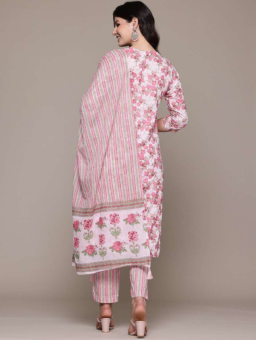 women three quarter sleeve kurta pant with dupatta set - 22058145 -  Standard Image - 3