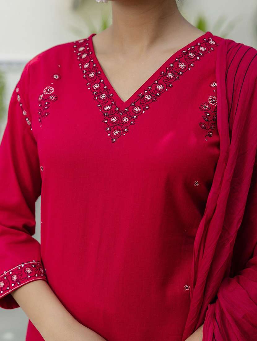 red cotton suit  set - 22058154 -  Standard Image - 5