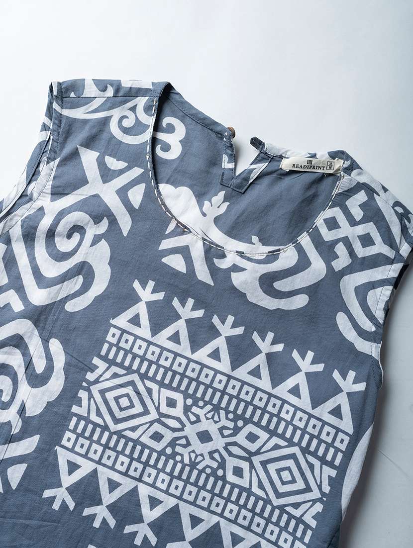 women sleeveless kurta and pant set - 22058159 -  Standard Image - 5