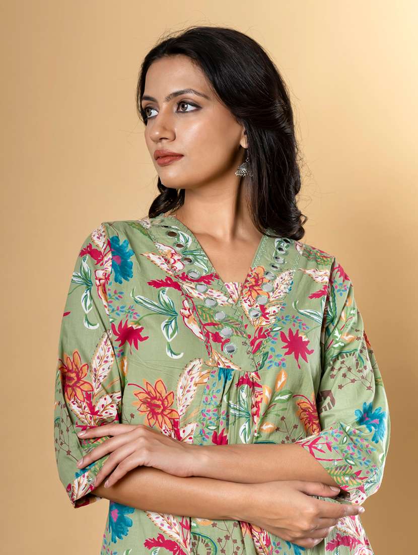 green cotton kurta palazzo  set - 22058172 -  Standard Image - 5