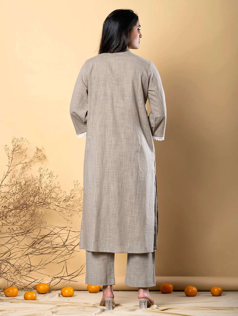 floralwomen three quarter sleeve kurta and pant with dupatta embellished kurta palazzo set with mandarin collar - 22058256 -  Standard Image - 3