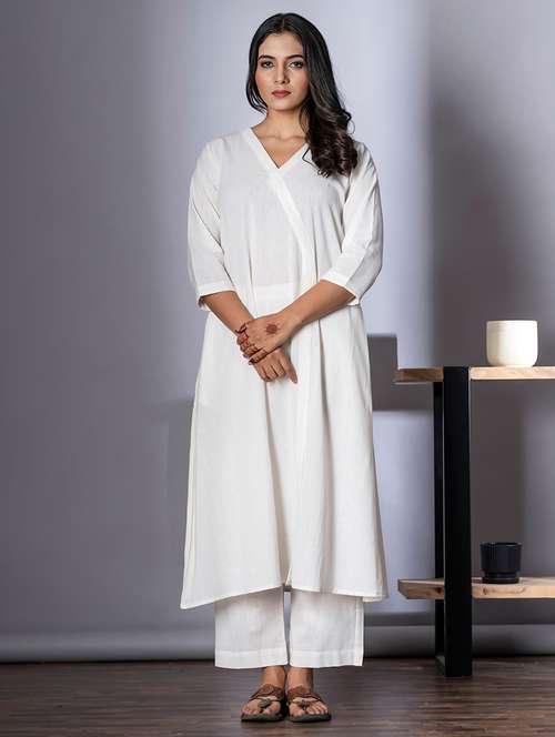 white cotton blend kurta palazzo set - 22058258 - Standard Image - 0