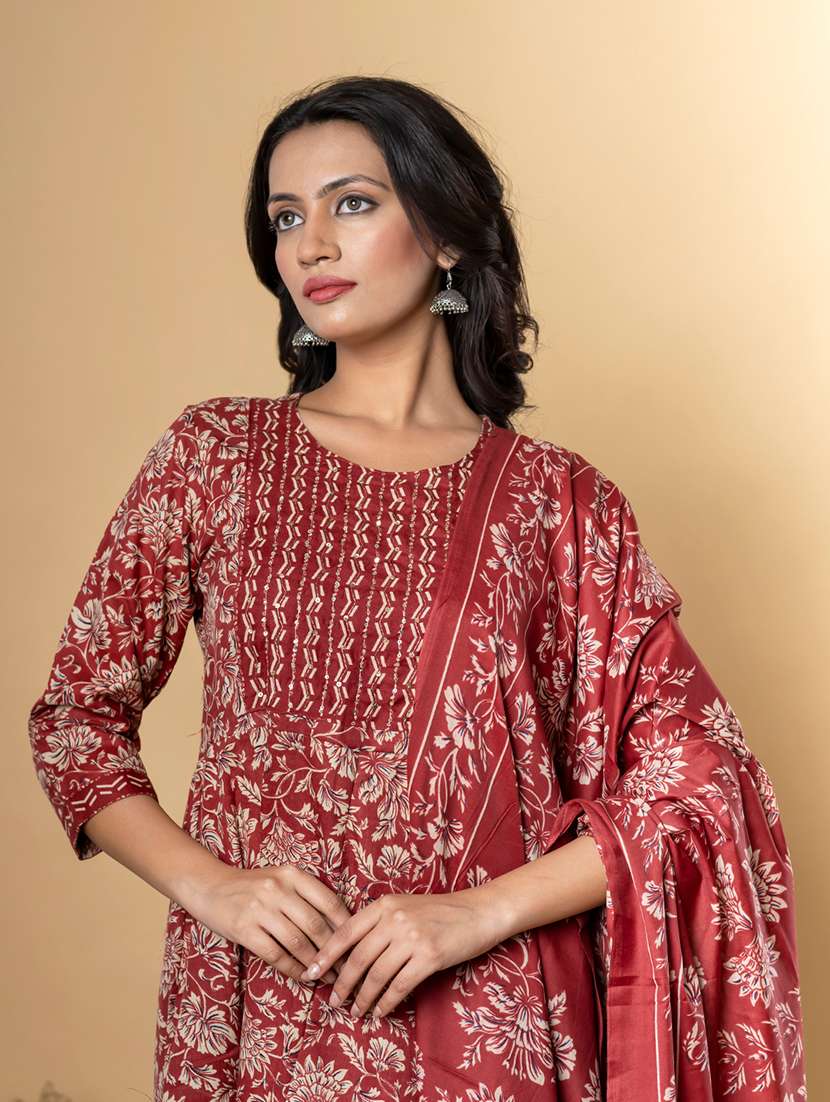 women three quarter sleeve kurta pant with dupatta set - 22058262 -  Standard Image - 5