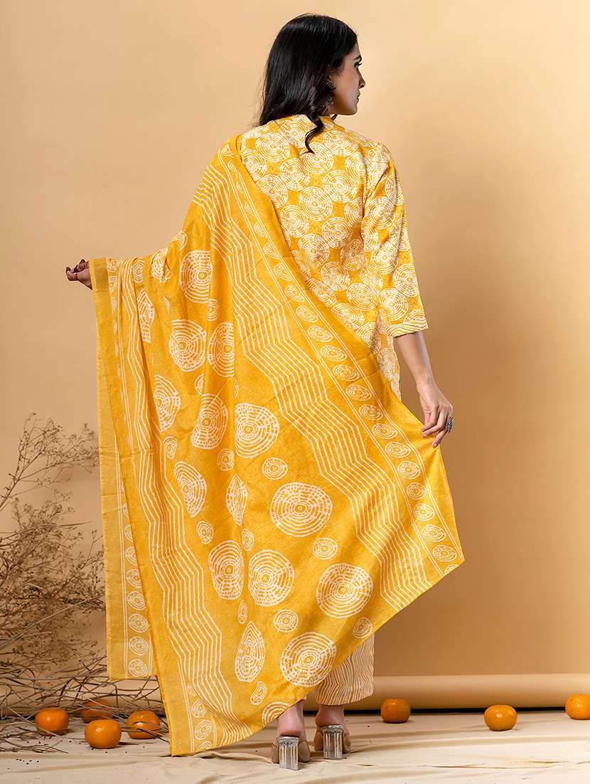 yellow cotton blend suit set - 22058276 - Standard Image - 3