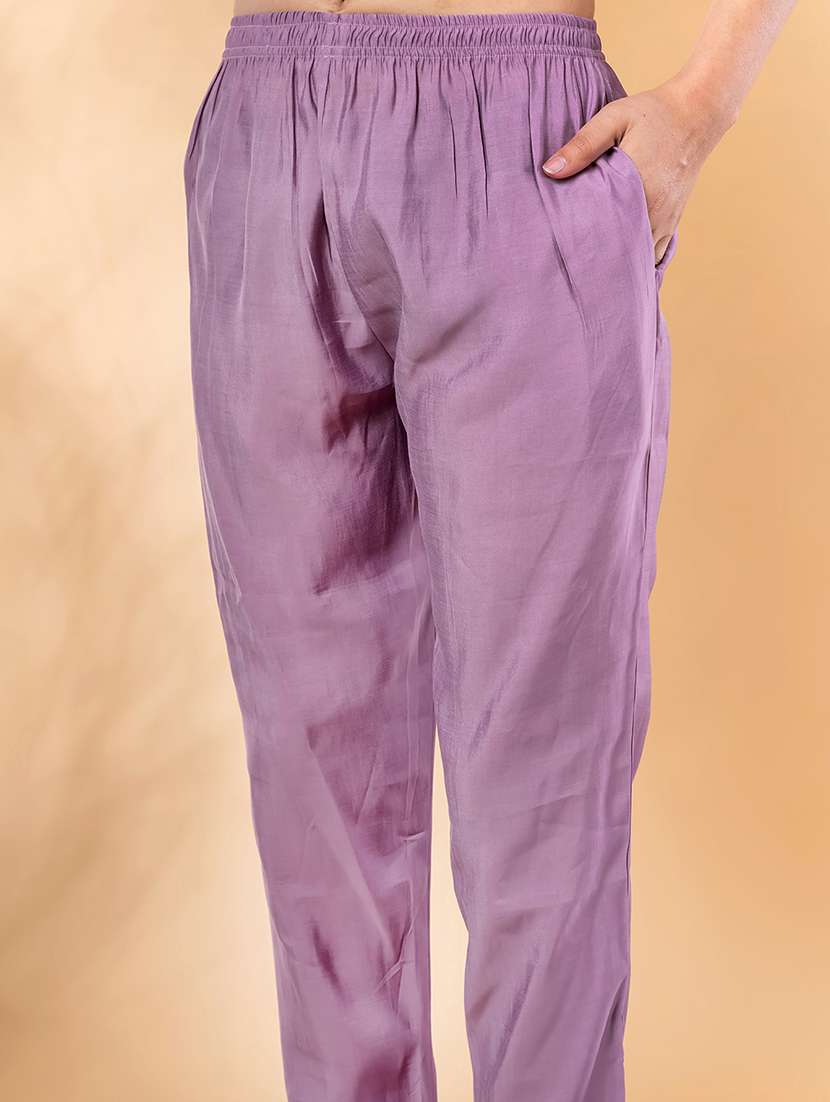 women three quarter sleeve kurta and pant set - 22058289 -  Standard Image - 5