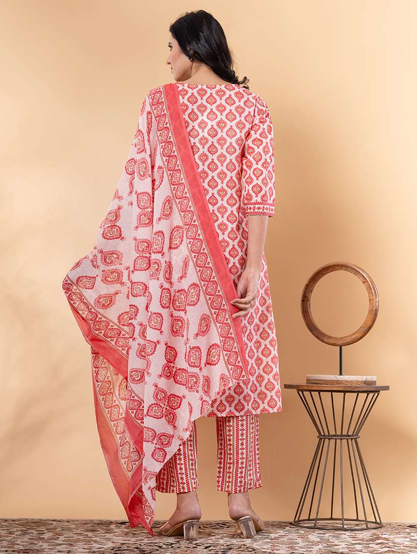 red cotton blend suit  set - 22058314 -  Standard Image - 3