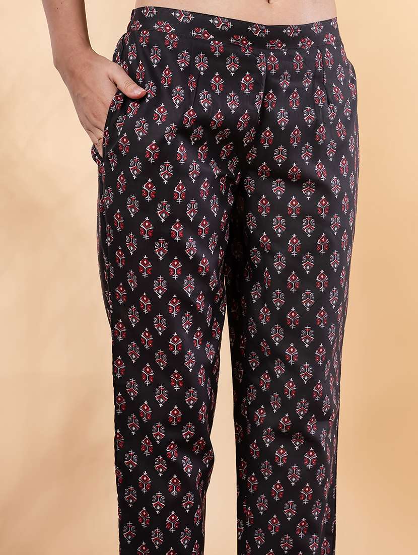 women three quarter sleeve kurta pant with dupatta set - 22058320 -  Standard Image - 5