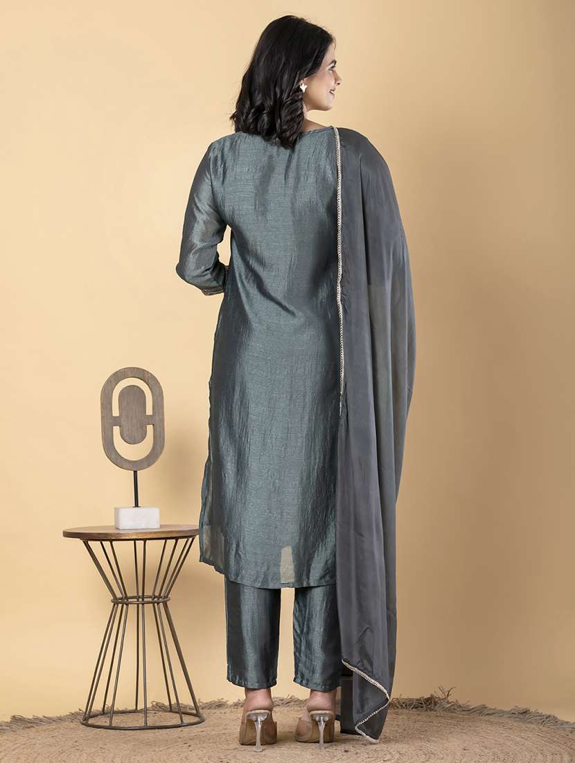 women three quarter sleeve kurta pant with dupatta set - 22058348 -  Standard Image - 3