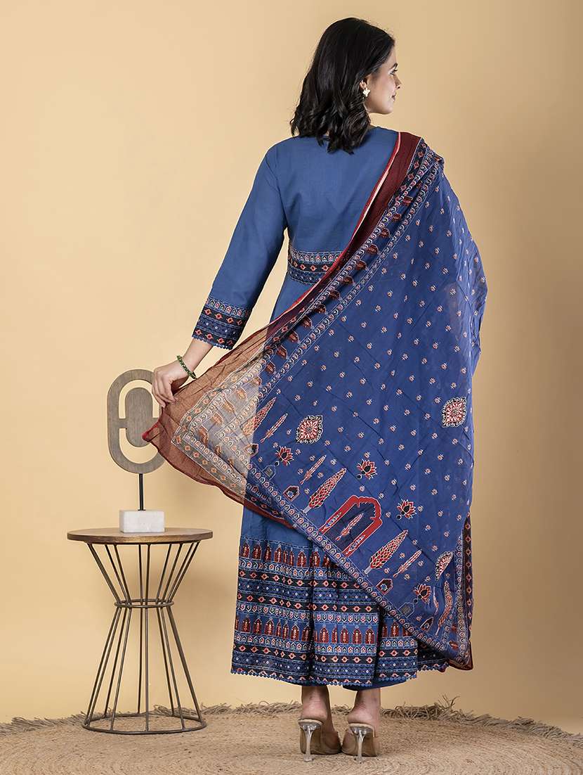 blue cotton suit  set - 22058349 -  Standard Image - 3