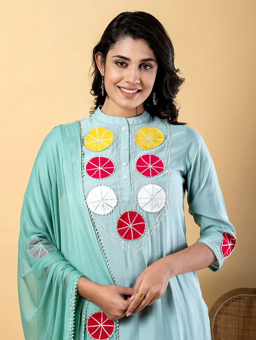 women three quarter sleeve kurta pant with dupatta set - 22058368 - Standard Image - 5