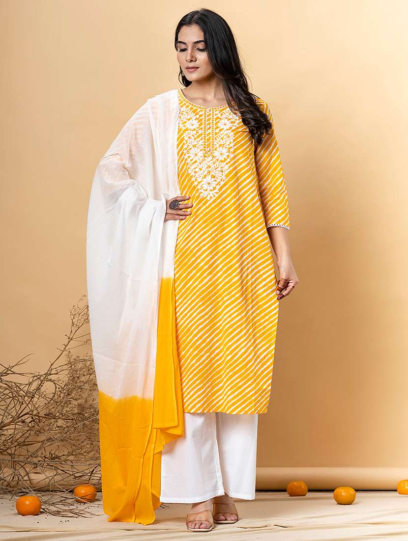 women three quarter sleeve kurta pant with dupatta set - 22058440 -  Zoom Image - 0