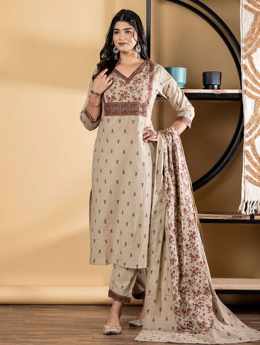 women three quarter sleeve kurta pant with dupatta set