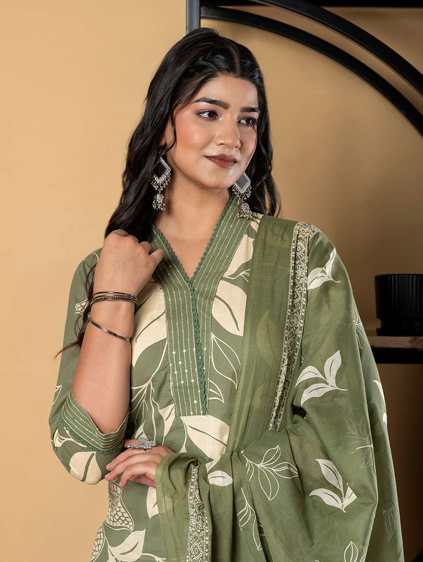 green cotton suit  set - 22058483 -  Standard Image - 5