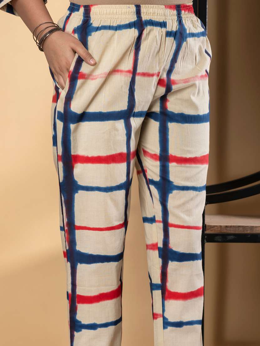 women three quarter sleeve kurta and pant set - 22058503 -  Standard Image - 5