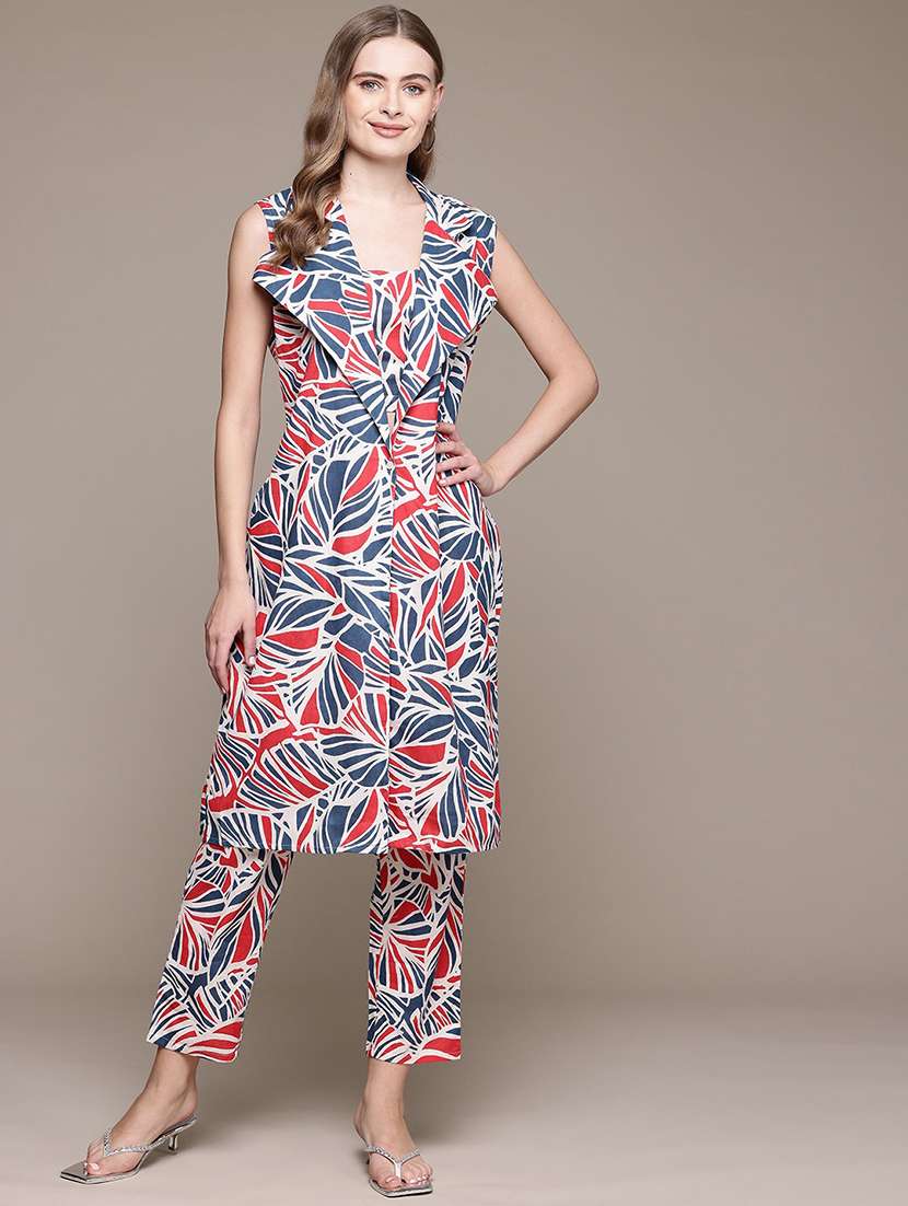 women printed sleeveless ethnic co-ord set